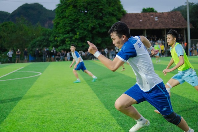 足球比赛瞬 足球比赛瞬